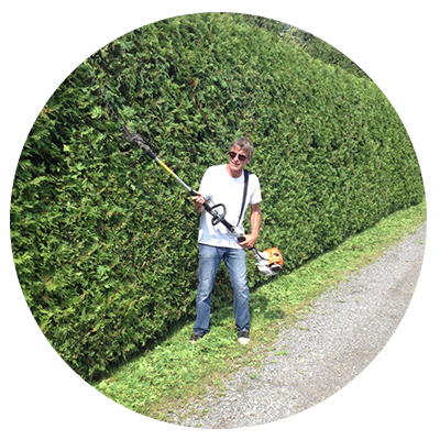 Michel Dubé, hedges trimming specialist working for Les As de la Coupe
